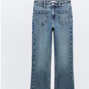 ZARA - High Waisted Min Flare Jeans - Size 4